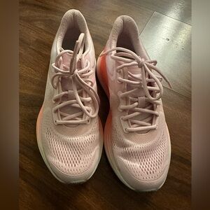Lululemon Women's Pink Athletic Shoes Size 7